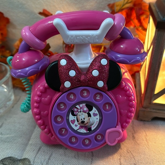 Disney Junior Minnie Mouse Ring Me Rotary Pretend Play Phone with Lights/Sounds - Picture 1 of 2